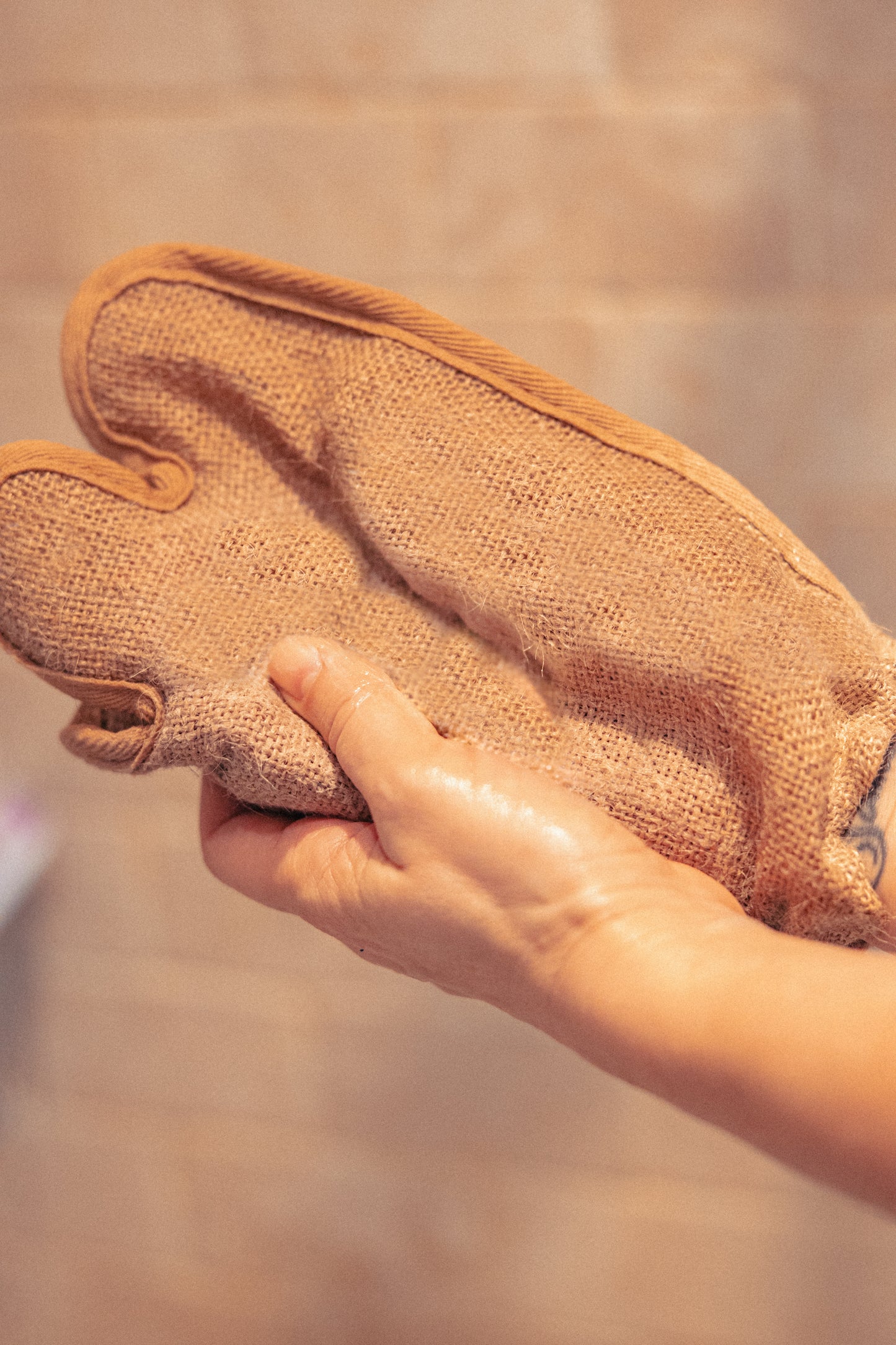 Natural Jute Exfoliating Mitt - With Soap Pouch